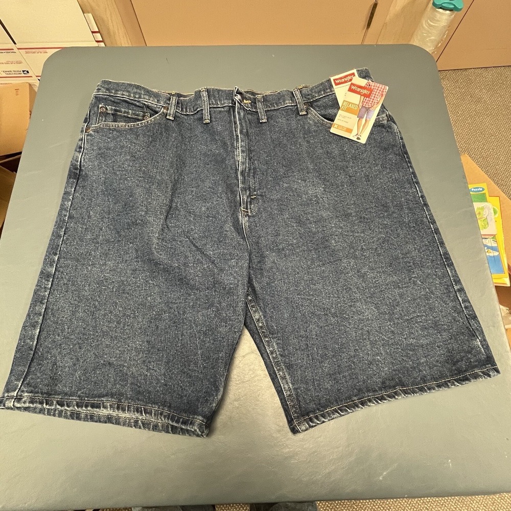 Wrangler Denim Jeans Shorts Relaxed Fit Men's‎ Size 46" New with Tags